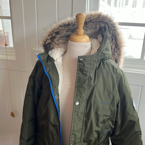 Lands end hooded children’s winter coat - Picture 2 of 16